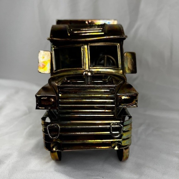 Musical Semi Truck w/ Trailer Plays Willie Nelson On The Road Again - Picture 2 of 12